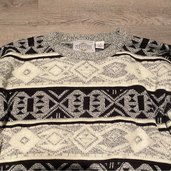 Northwest Territory Pullover Sweater Men’s Size Large - Picture 3 of 4